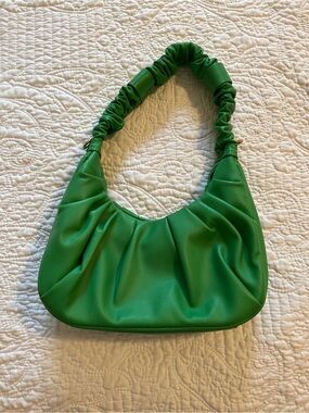Green Ruched Shoulder Bag - Women's Fashion Handbag